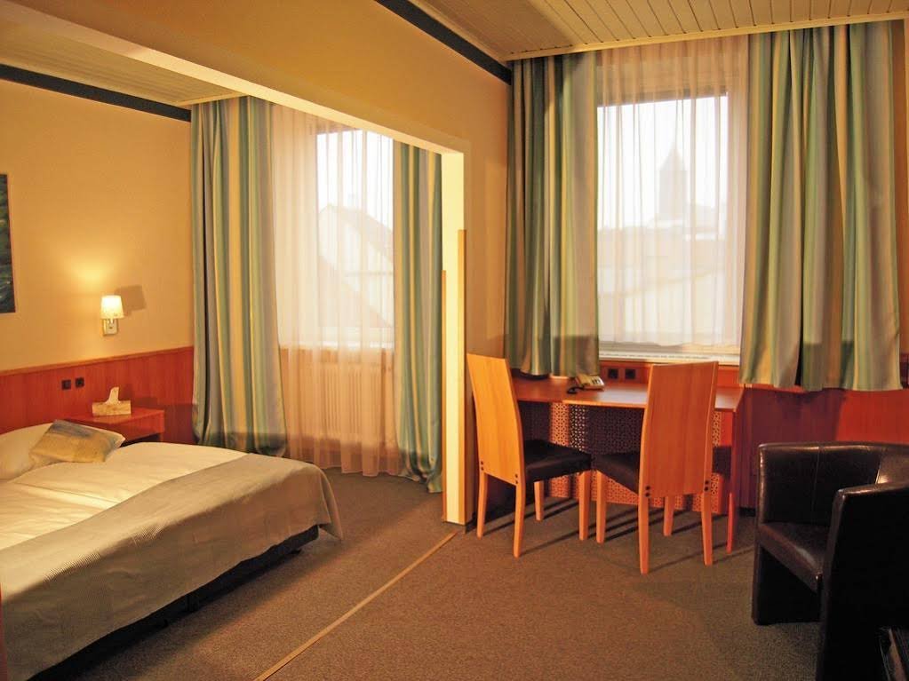 Фото Hotel Zentral