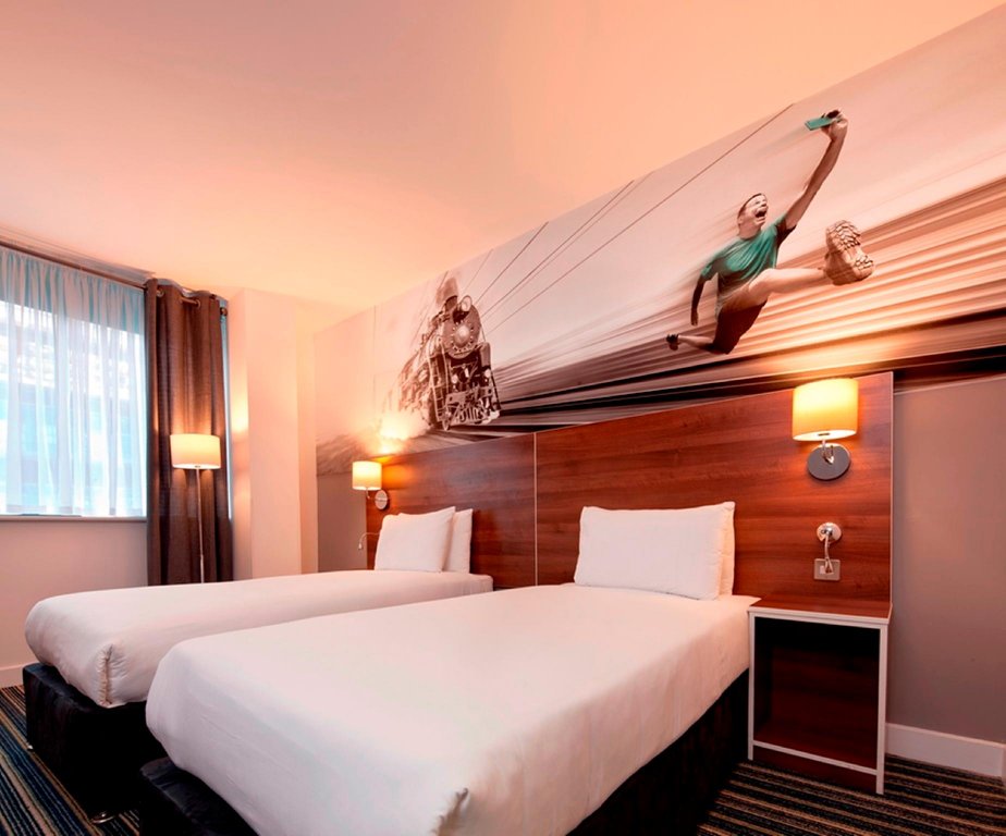 Фото Heeton Concept Hotel City Centre Liverpool