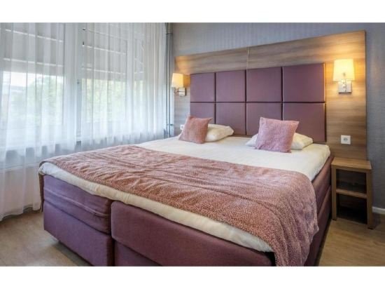 Фото Hotel Victorie