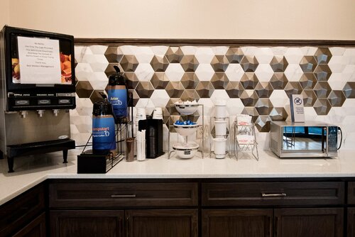 Гостиница Best Western Topeka Inn & Suites в Фос-ду-Игуасу