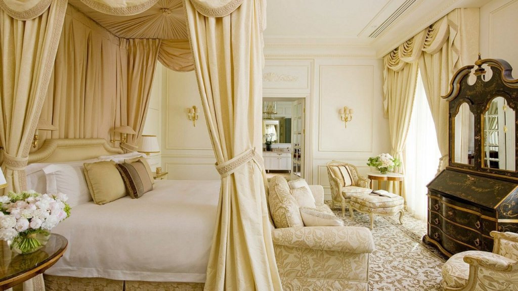 Фото Four Seasons Hotel Des Bergues Geneva