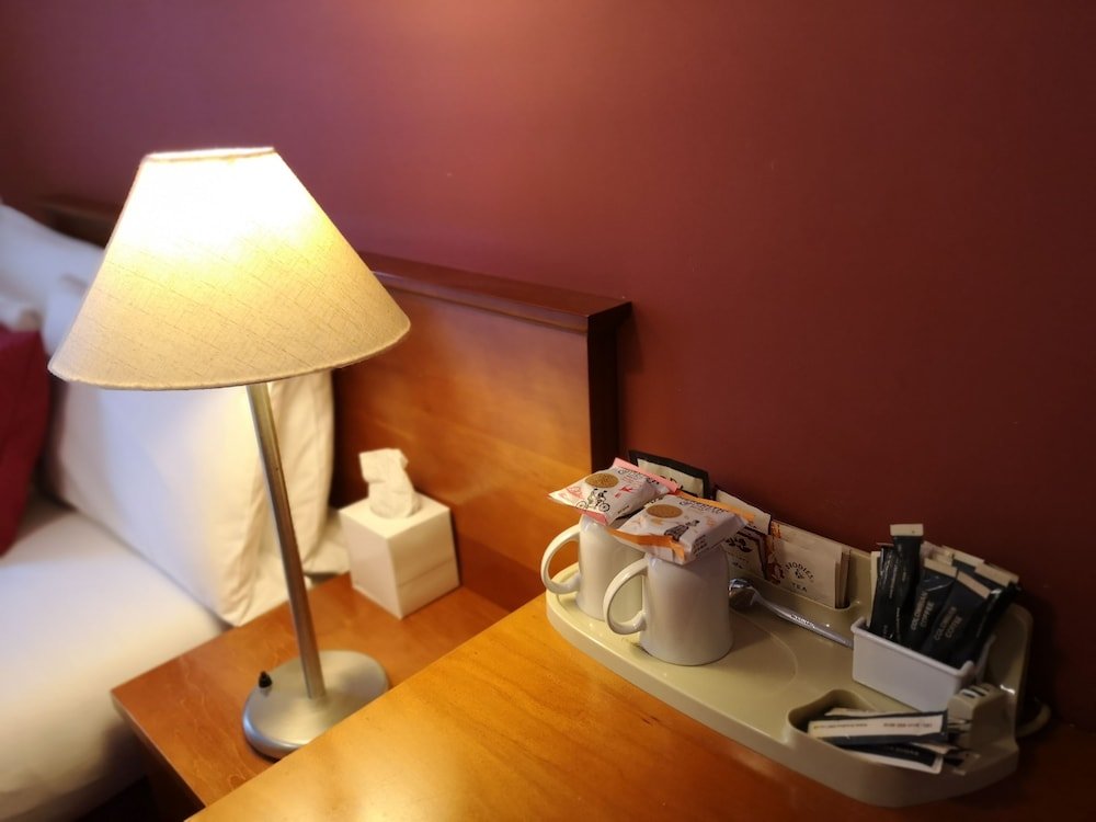 Фото Tudor Lodge Hotel