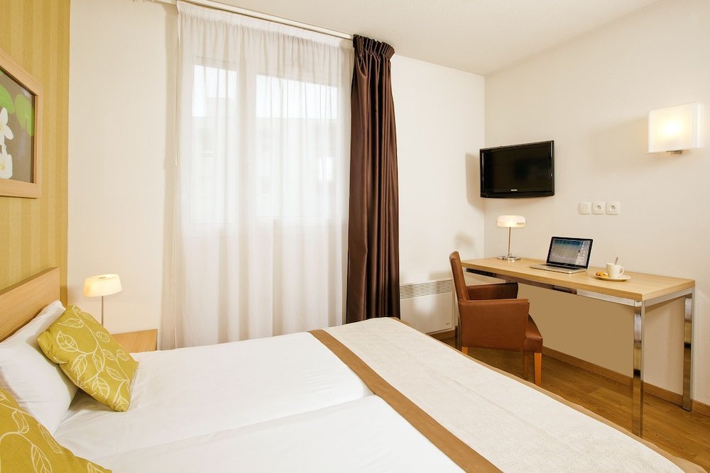 Фото Residhome Clermont Ferrand Gergovia