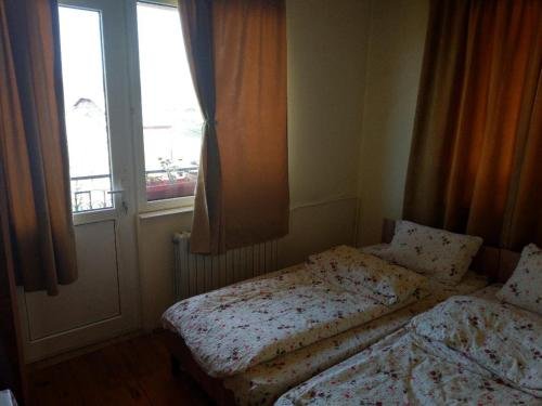 Фото Lary Hostel