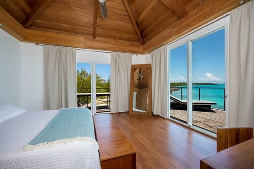 Жильё посуточно Touch of Class 1br by Eleuthera Vacation Rentals