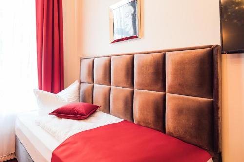 Фото Hotel Hamburger Perle