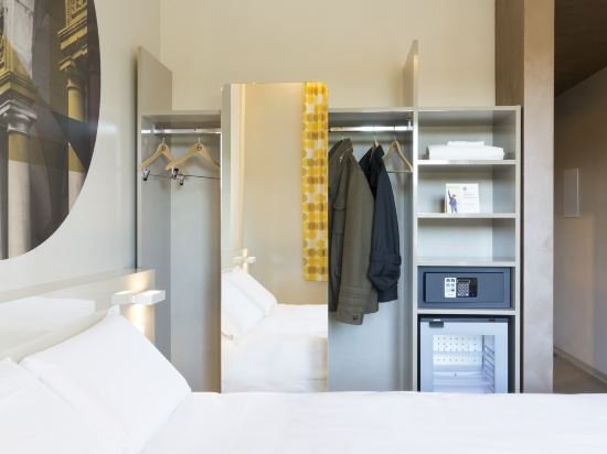 Фото B&b Hotel Zürich East Wallisellen