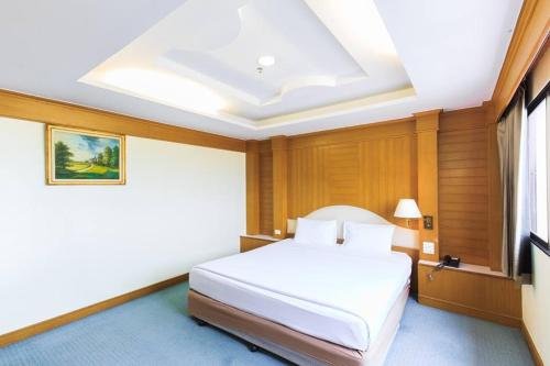 Фото River Hotel The Budget