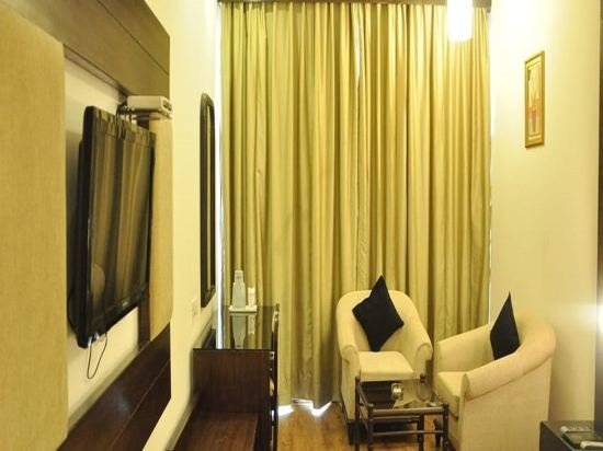 Фото Oyo Premium Opposite Panchkula Bus Stand