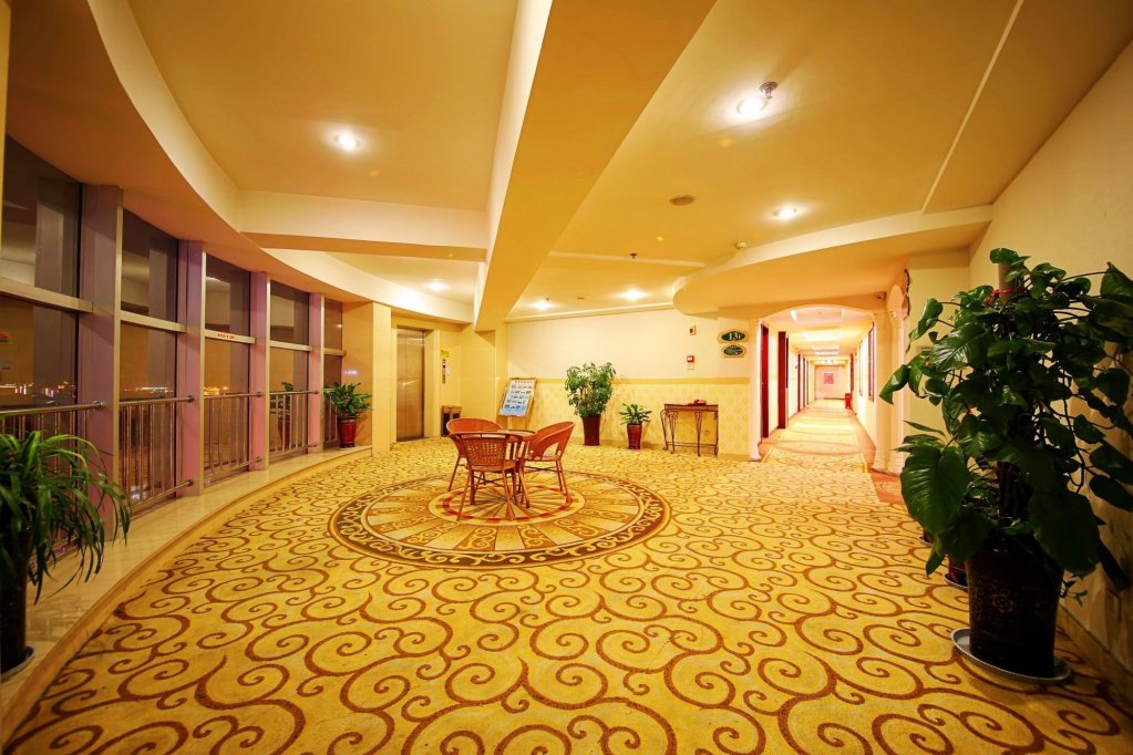 Фото Vienna Hotel Xi'an Railway Station