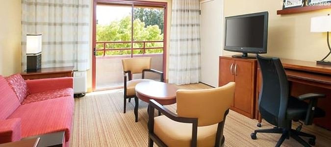 Фото Sonesta Select San Jose Airport