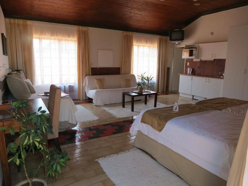 Гостиница Touraco Guesthouse в Претории