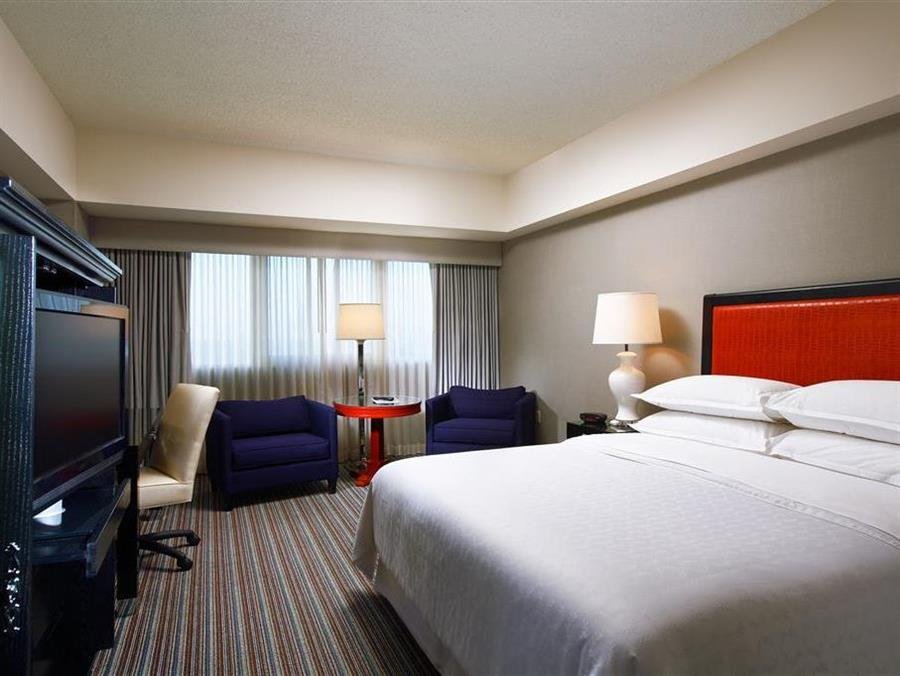 Фото Sheraton Gateway Los Angeles Hotel
