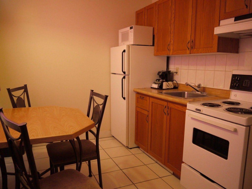 Фото Newmarket Inn