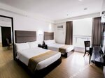 Queen Margarette Hotel - Downtown