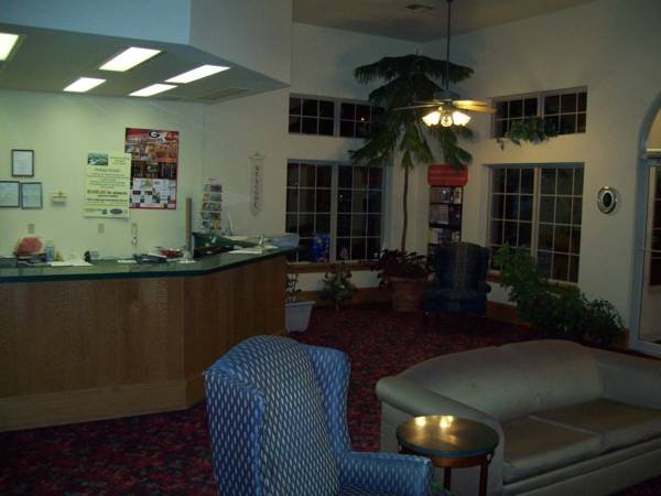 Фото Days Inn by Wyndham Grove