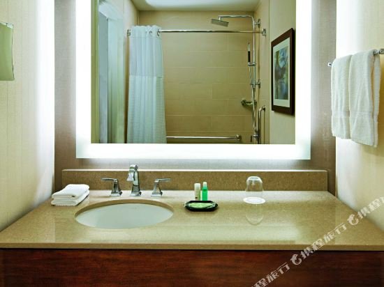 Фото The Westin Indianapolis