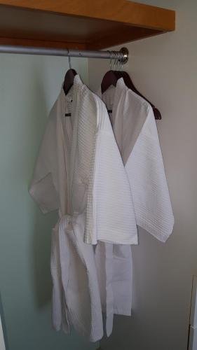 Фото Relax Inn Suites