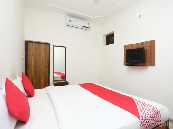Фото Oyo 26771 Hotel Lotus Inn
