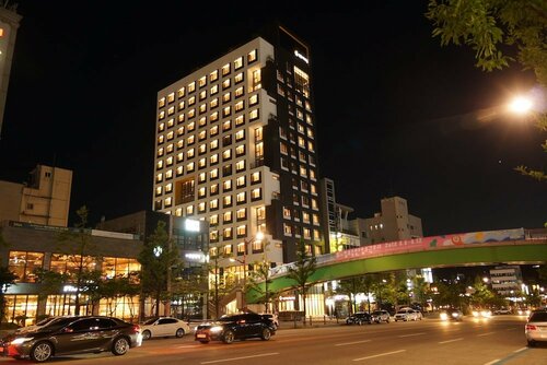 Гостиница Gangneung City Hotel в Канныне