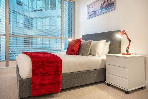 Жильё посуточно Premium Hounslow Studio Apartments