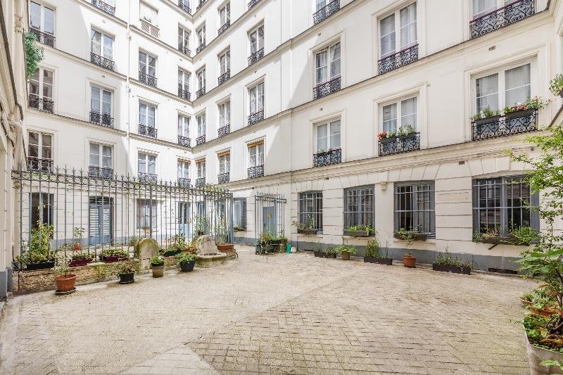 Фото Résidence Bergère Apartments