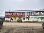 Бинар (Oktyabrskaya ploshchad, 45) ، الستائر، قضبان الستائر