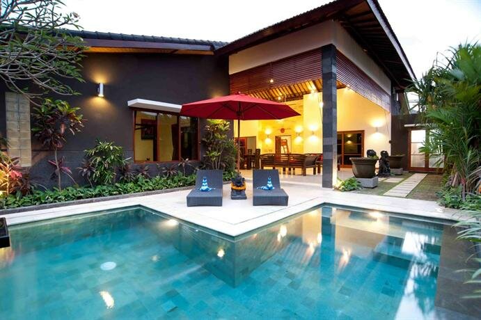 Pulau Tenang Bali Villas