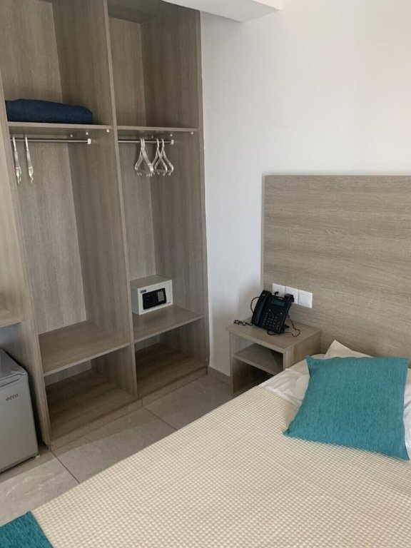 Фото Ia Annex Hotel