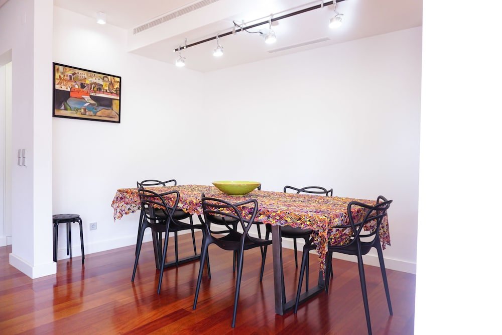 Фото Gulbenkian Terrace Bright Luxury Apt