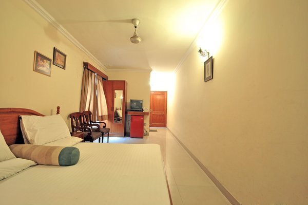 Фото Hotel Golden Tower