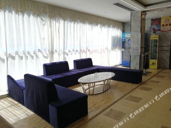 Фото Pollman Hfx Hotel