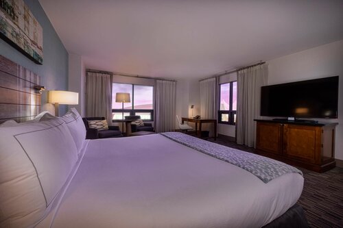 Гостиница Hilton Gaslamp Quarter в Сан-Диего