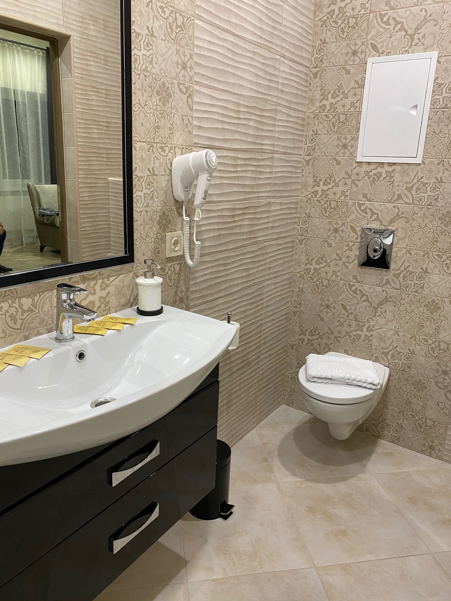 Фото Премьера