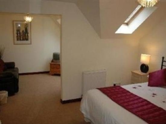 Фото Dunhallin House