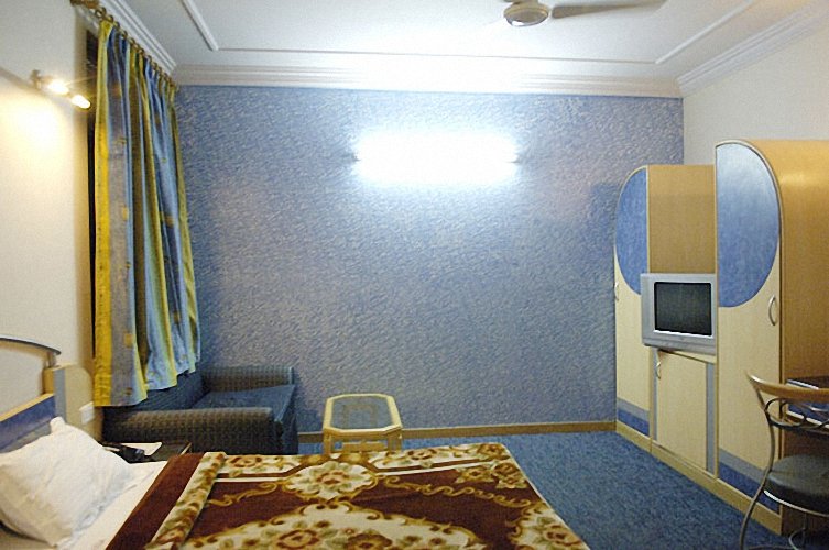 Фото Hotel Megha Sheraton