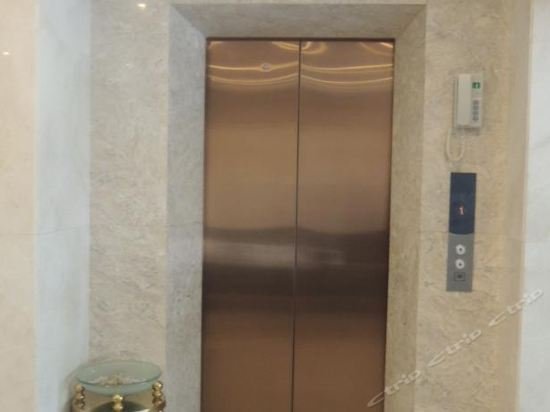 Фото Bounty Hotel