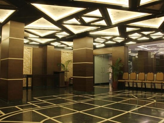 Фото The Oasis -Vadodara