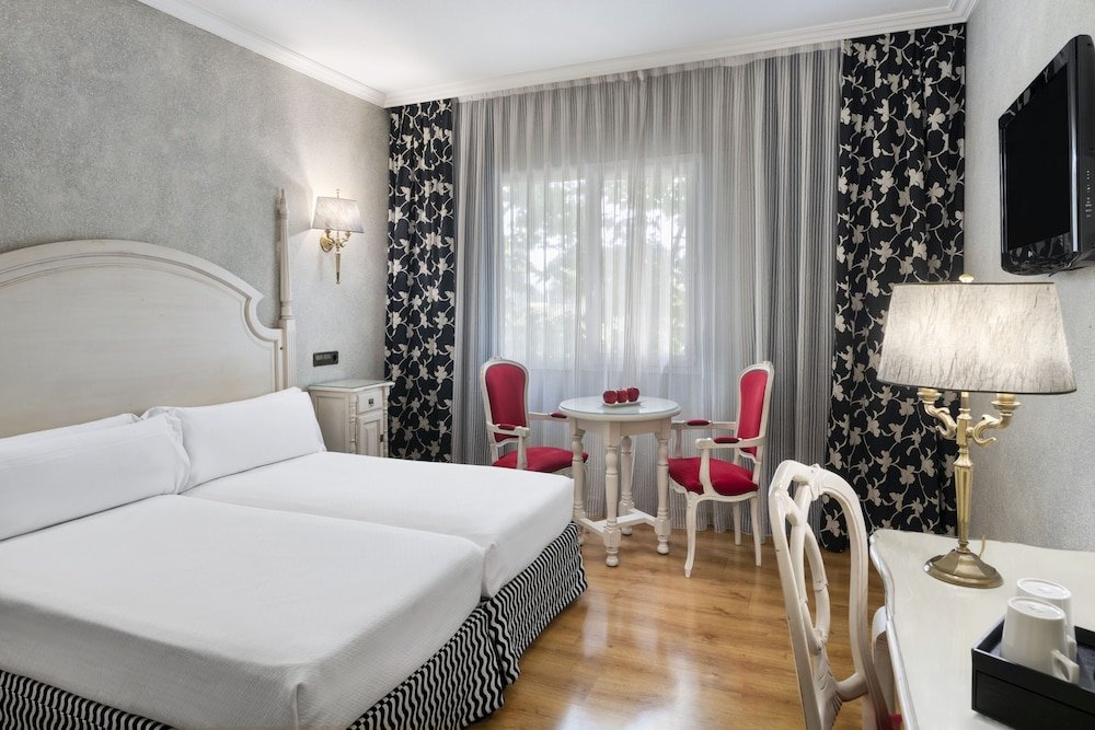 Фото Sallés Hotel Ciutat del Prat Barcelona Airport