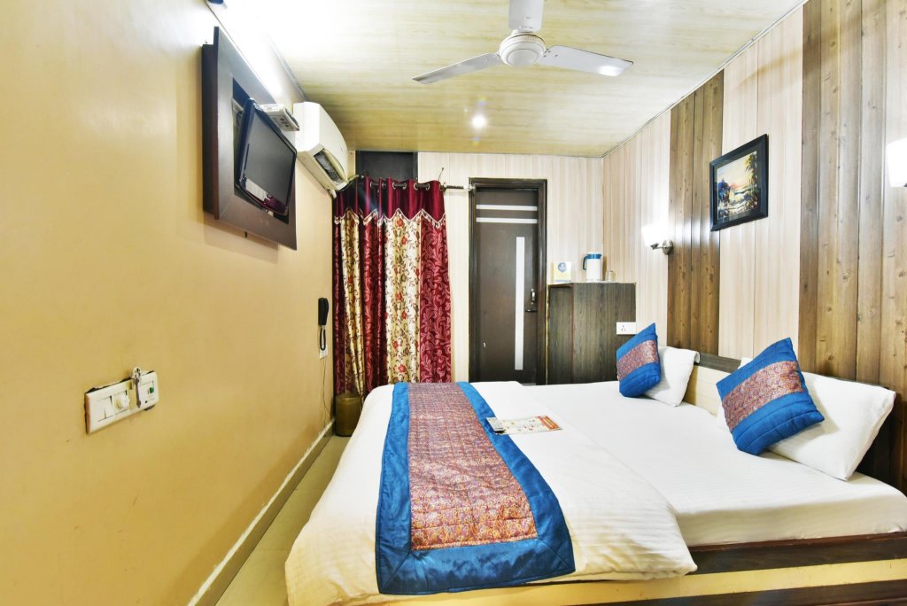 Фото Hotel Singh International