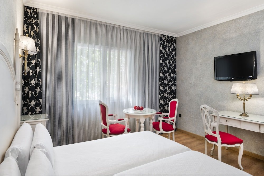 Фото Sallés Hotel Ciutat del Prat Barcelona Airport