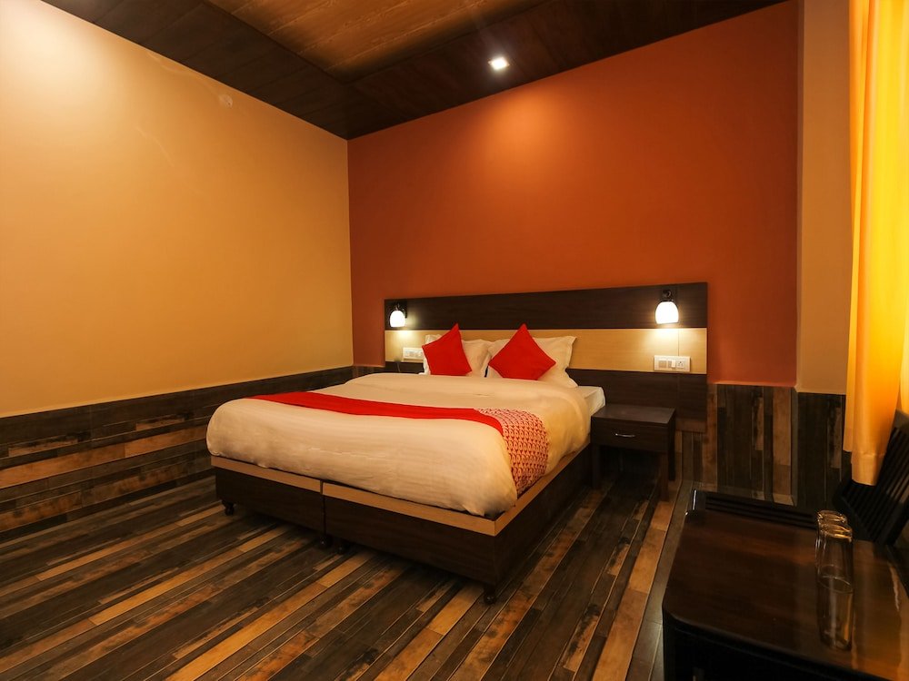 Фото Oyo 26672 Funky Town