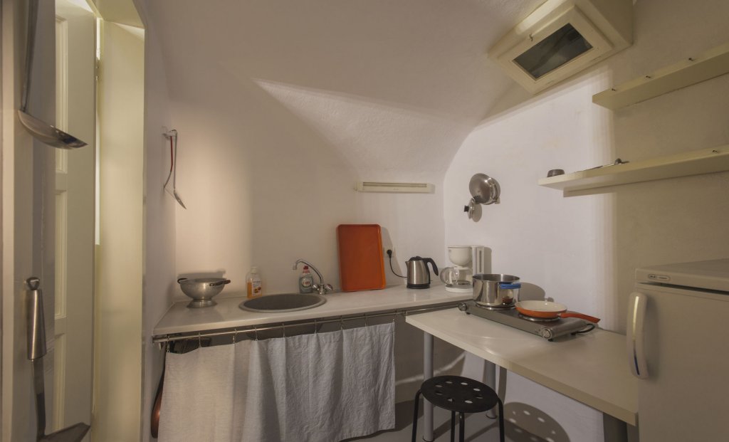 Фото Апартаменты Mythos Traditional Stonehouse