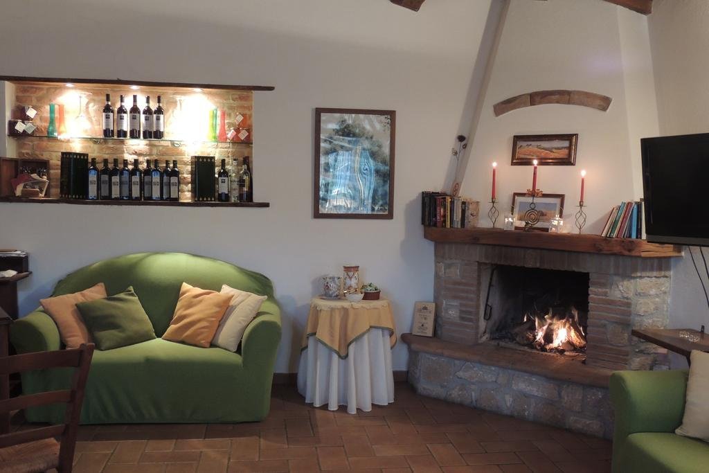 Фото Agriturismo Le Cascatelle