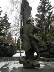 Братская могила воинов (Kharkivska Region, Bohodukhiv), monument, memorial