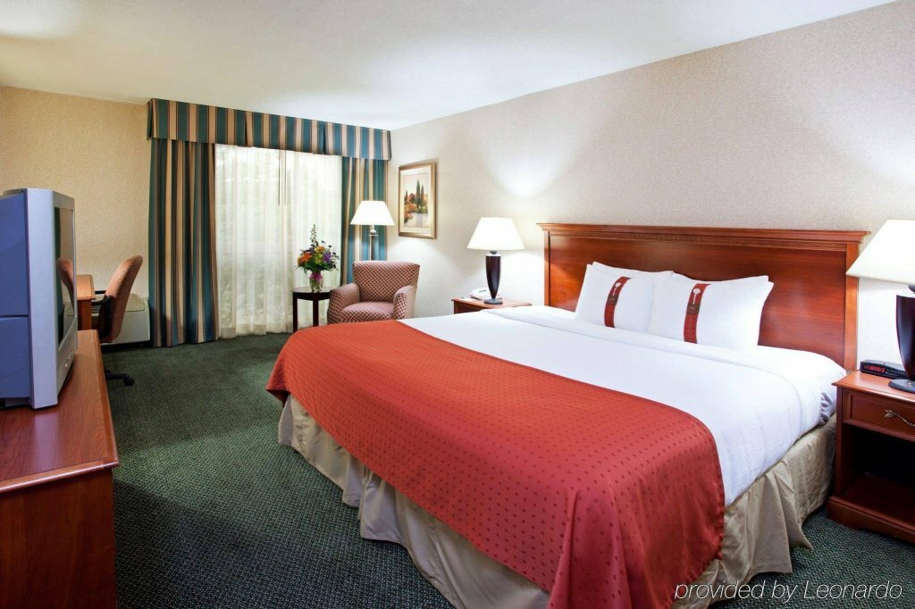 Hotel Holiday Inn Cincinnati-Riverfront, Covington, photo