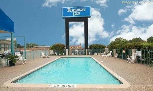 Гостиница Rodeway Inn White Road в Сан-Антонио