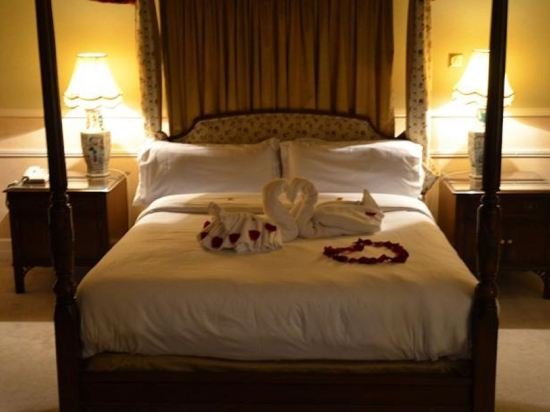 Фото Waterford Castle