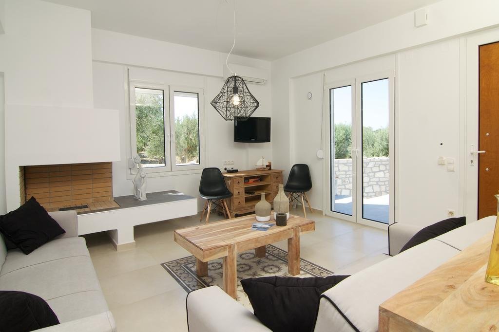 Фото Eurohotel Katrin Suites-Adults Only