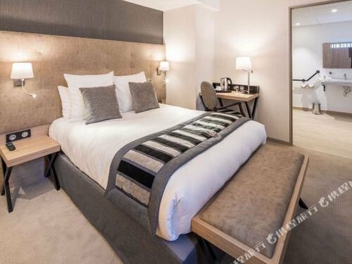 Внешний вид отеля Hôtel Le Rive Droite & SPA в Лурде, фото 3